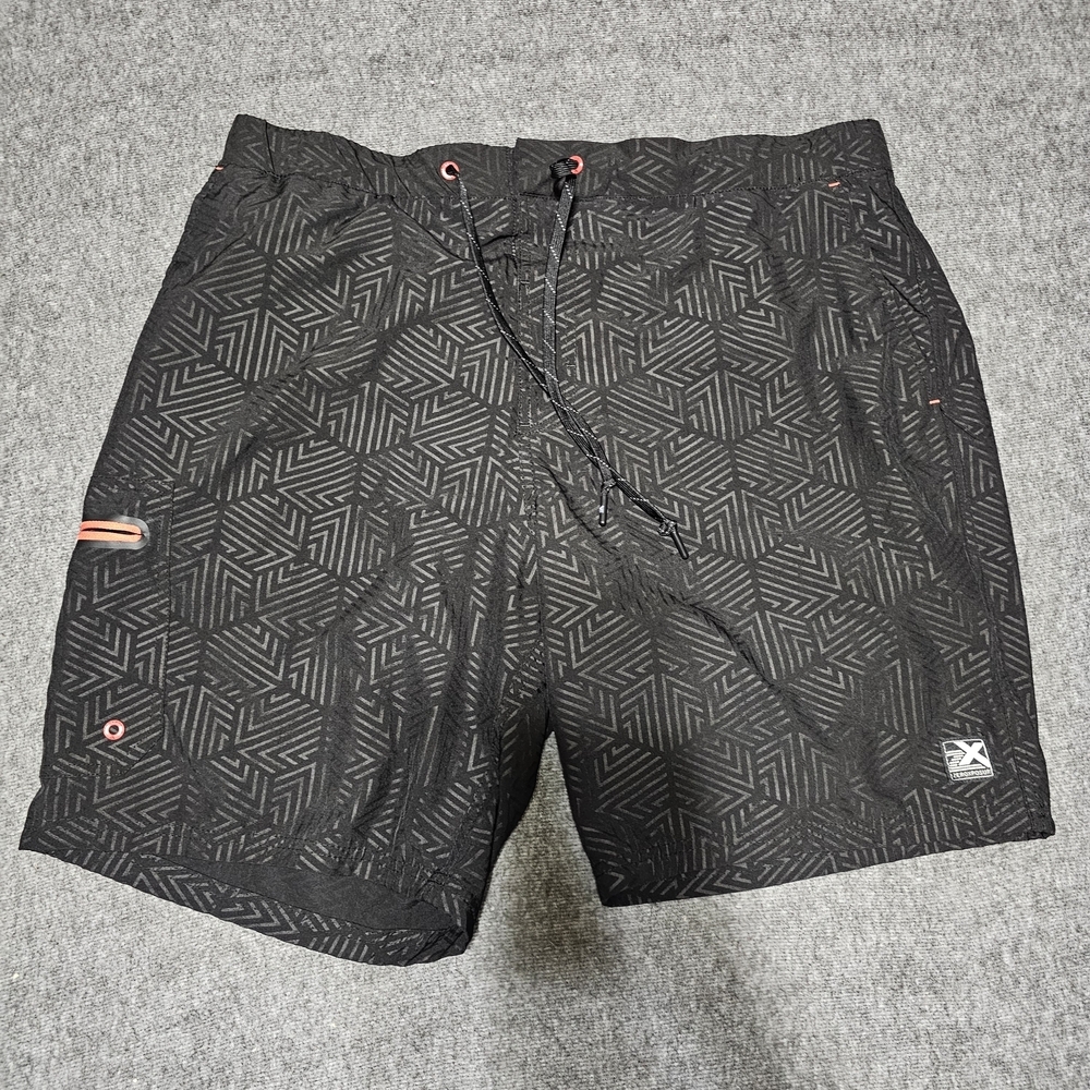 ZeroXposur Black Patterned Men's Board Shorts